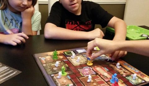 5 Reasons Your Family Should Play Games Together
