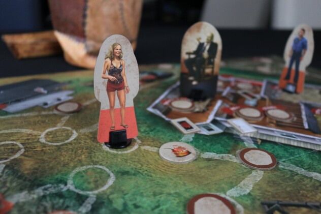 The Texas Chainsaw Massacre Board Game - Pam and Grandpa