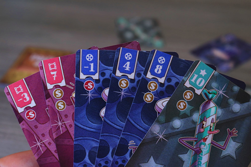 Lobby Snacks - player hand