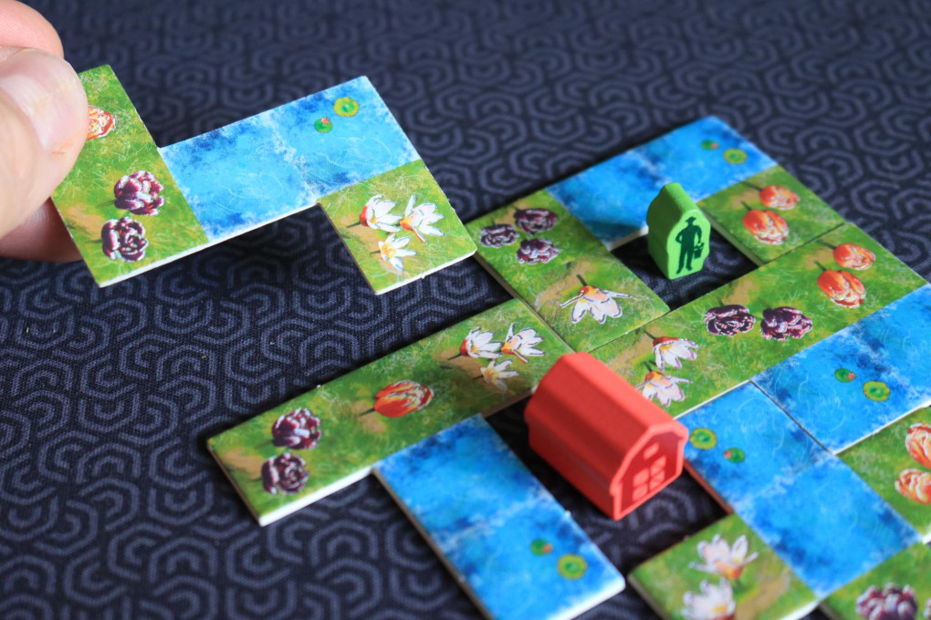 Frosted Blooms - tile placement
