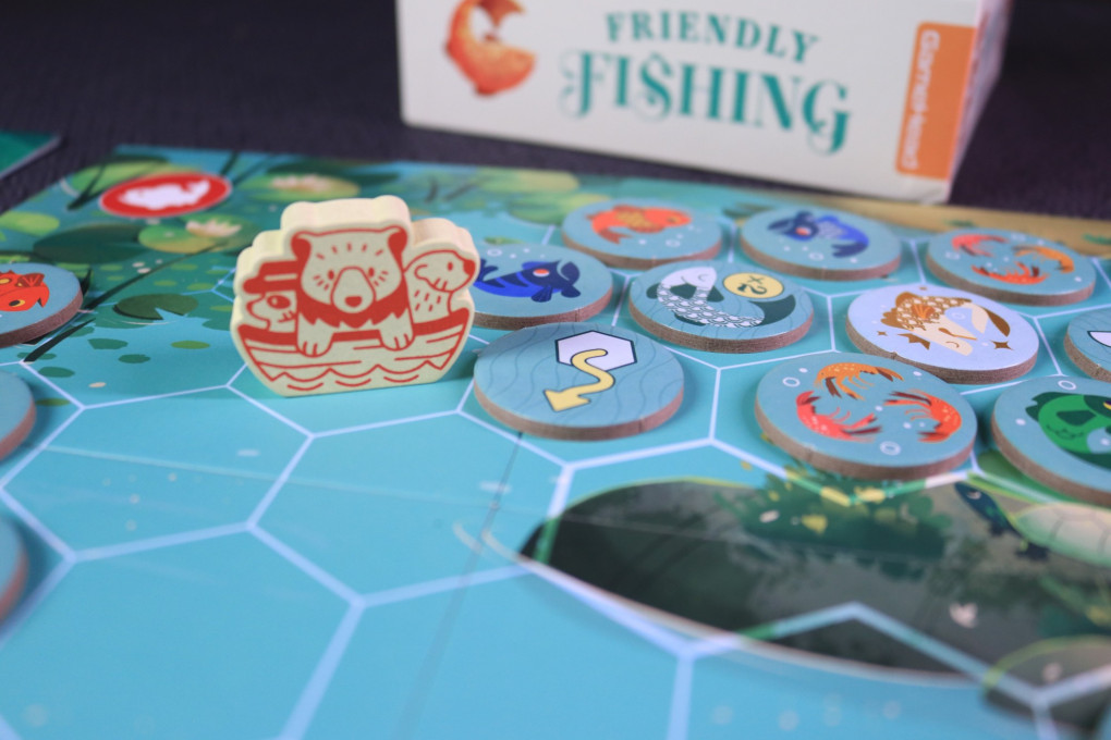 Friendly Fishing - action tile