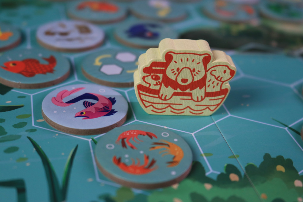 Friendly Fishing - fish tokens on the board