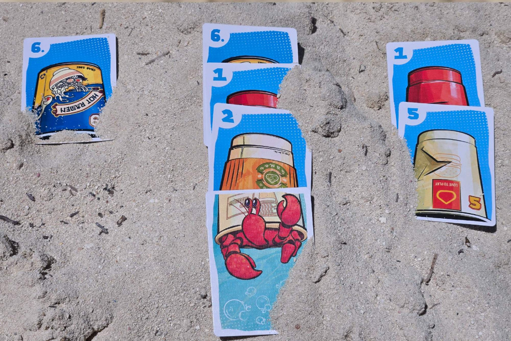 Cup the Crab - three cup stacks