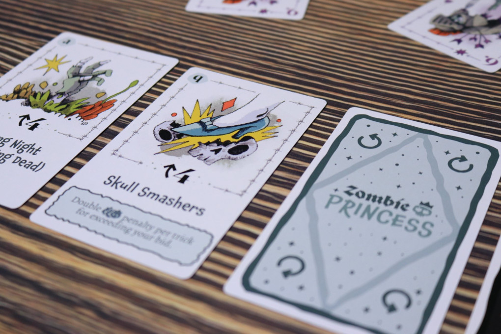 Zombie Princess - round cards